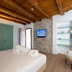 Casa Castagna 1620 Nocleg ze śniadaniem 4*