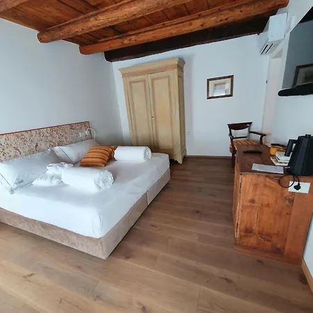 Casa Castagna 1620 メルゴッツォ