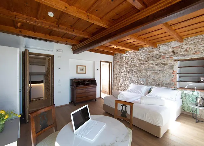 Casa Castagna 1620 Bed & Breakfast