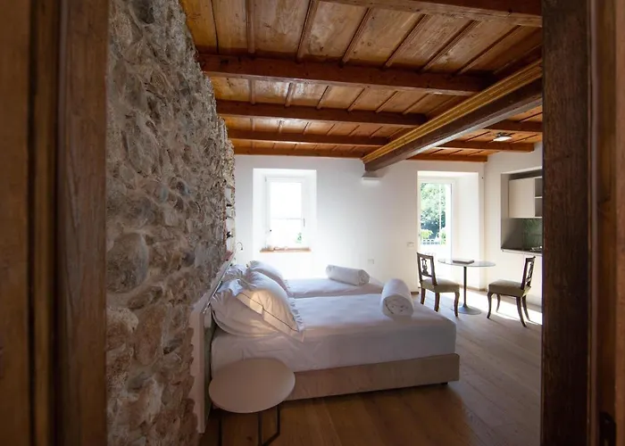 Casa Castagna 1620 Bed & Breakfast